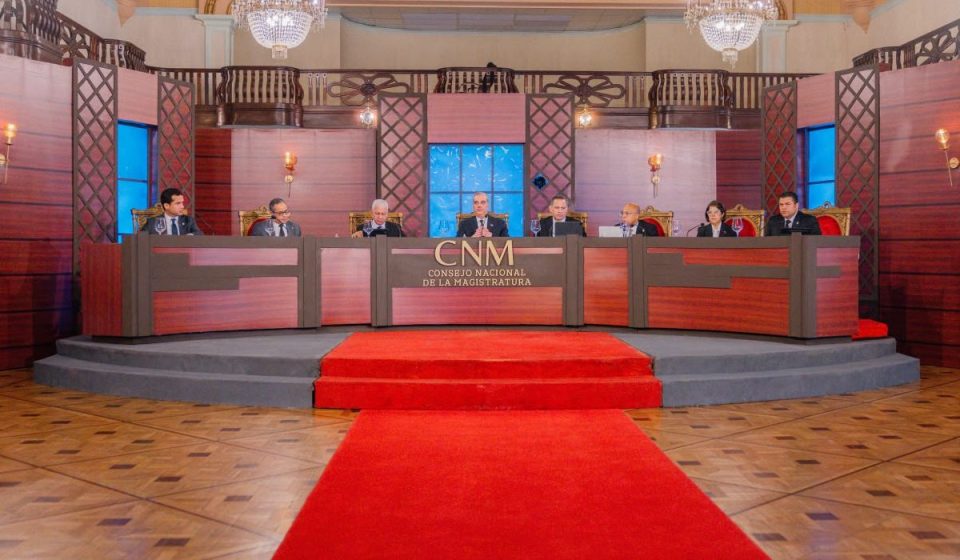 CNM pospone reunión para elegir jueces por compromisos de Abinader