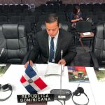 Las conversaciones que empiezan fuera del escenario