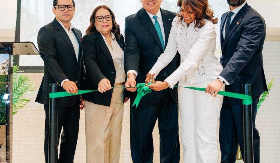 BHD y Arenal inauguran feria inmobiliaria en Madrid