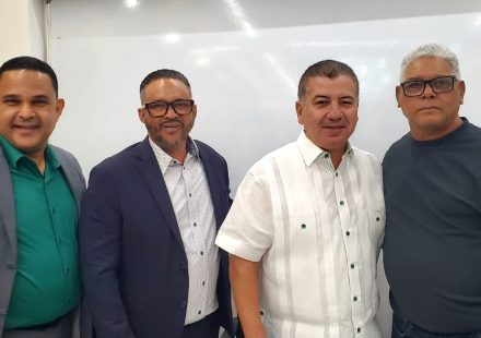César Fernández presenta RD44 en Puñal y destaca labor organizativa de Vinicio Guzmán