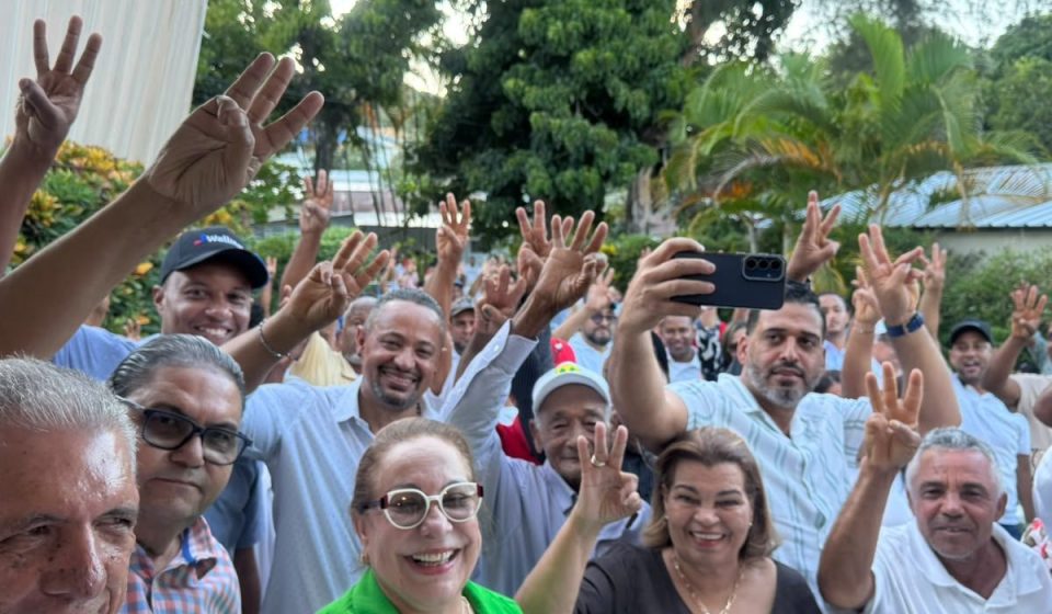 Juramentan en Santiago cientos de dirigentes del PRM en proyecto político de Wellington Arnaud