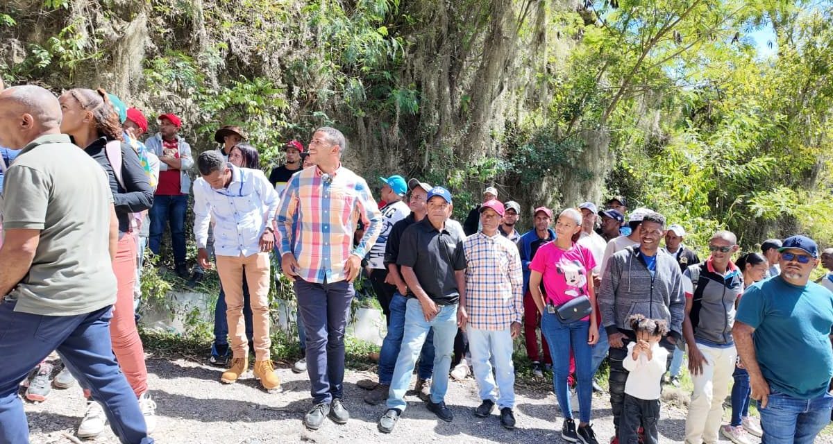 Comunitarios de San Juan reclaman carreteras, empleos y desarrollo minero