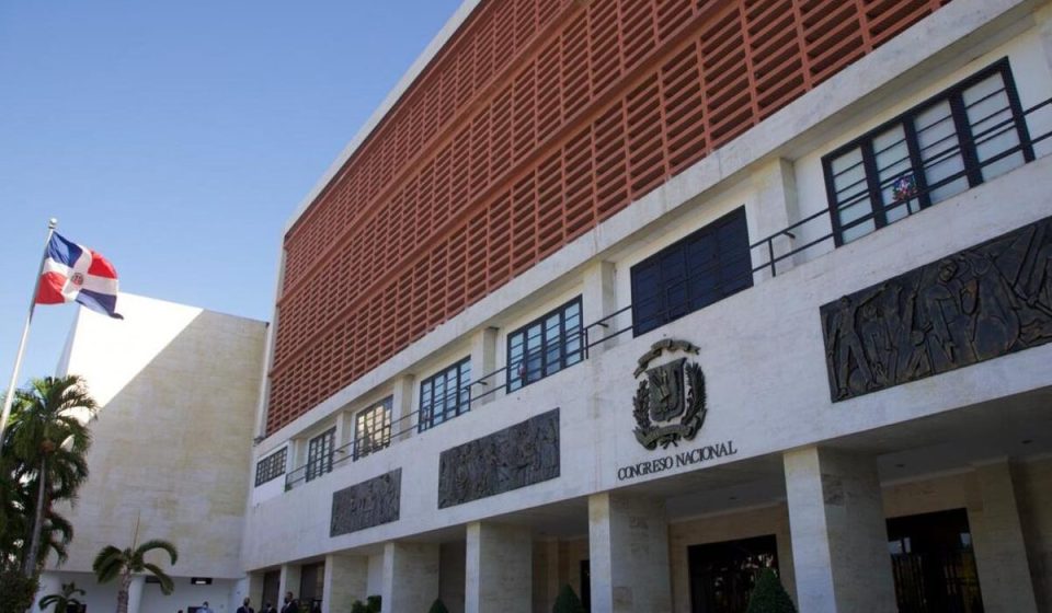 Legisladores claman por una transformación urgente del sistema penitenciario del país 
