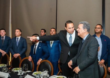 Diáspora reafirma su protagonismo durante encuentro empresarial con LF en Nueva Jersey