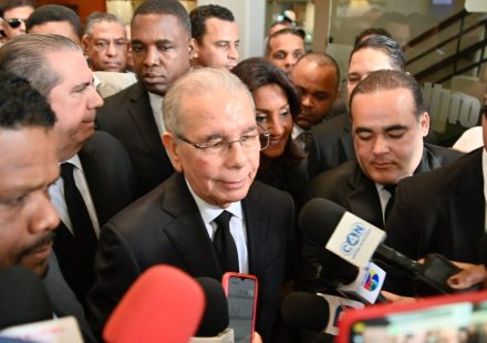 «Han tenido que salir poniendo como gallinas»: Danilo tilda de populista decreto sobre derogación de aranceles del arroz