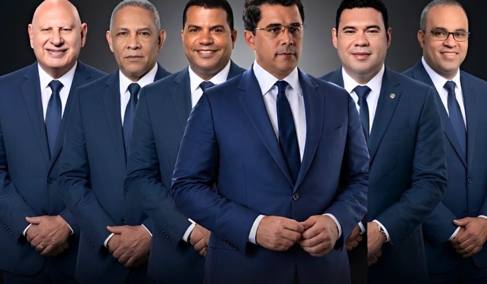 David Collado suma cinco senadores a su proyecto presidencial
