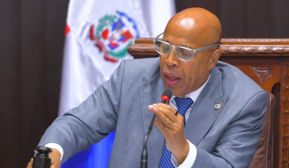 Diputados abandonan el hemiciclo por solidaridad con Millyd Martínez y Pacheco les canta sus verdades