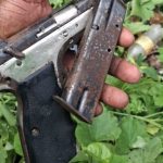 Dos hombres resultan heridos tras enfrentar a agentes policiales en Villa Mella