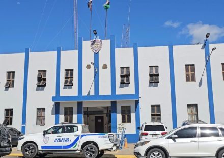 Investigan agentes policiales por presunta sustracción de cadena de oro en Jarabacoa