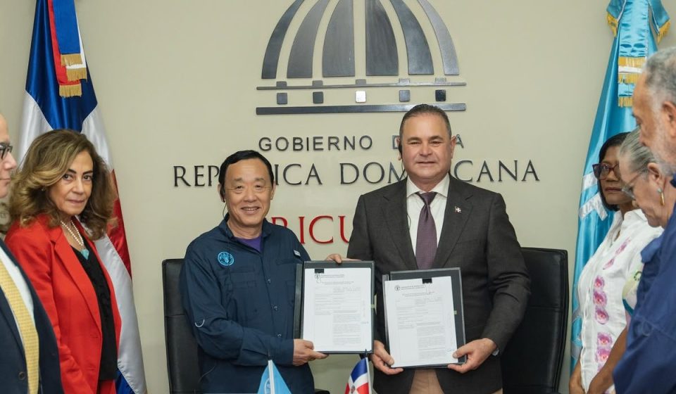 Agricultura y FAO firman acuerdo por US$480,000 para mecanización y sanidad agropecuaria