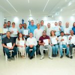 Gobierno entrega RD$30 millones en bonos para tecnificar riego a 17 productores de leche