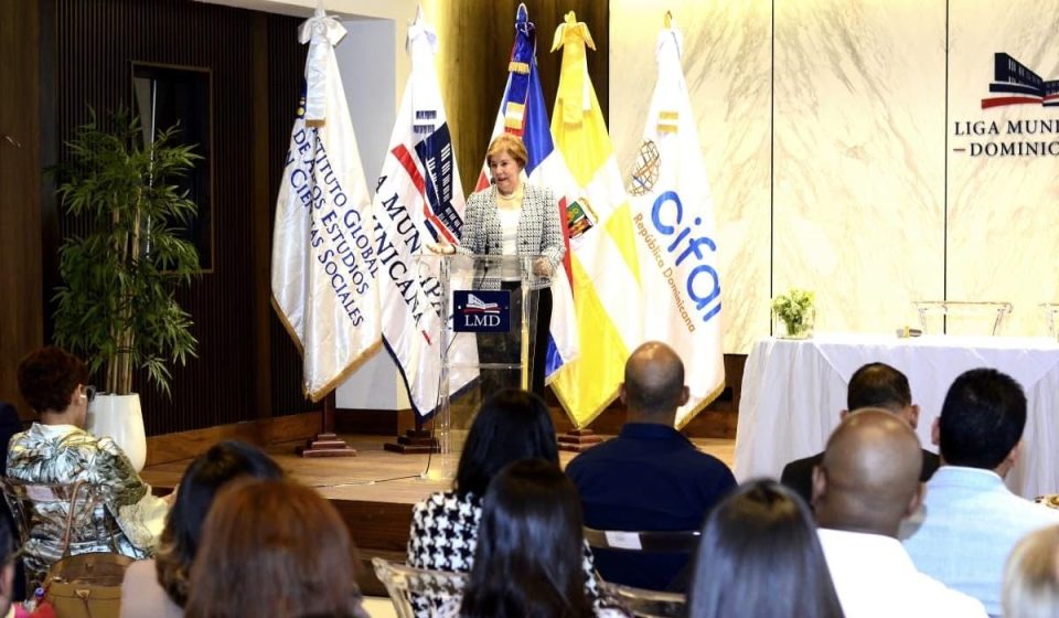 IGlobal y LMD acuerdan capacitar directivos municipales en planificación territorial