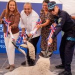 José Andújar encabeza primer picazo para construcción de nueva estación policial en Guaraguao