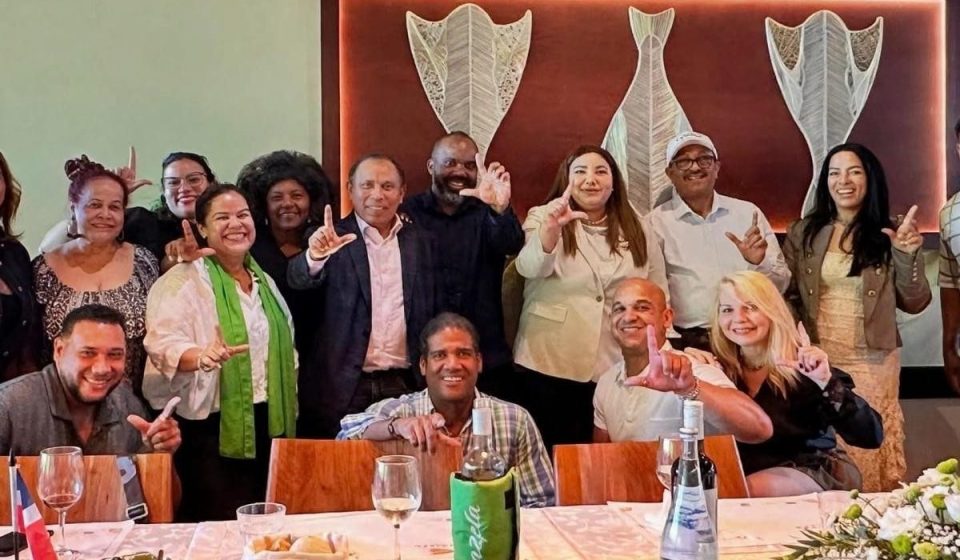 Radhamés Jiménez encabeza juramentaciones de nuevos miembros de la FP en Europa