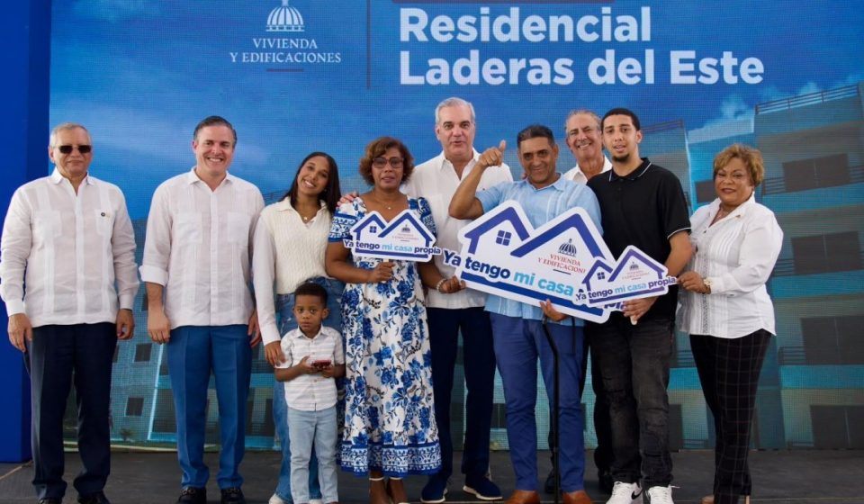 Abinader entregará 836 apartamentos del residencial Ciudad Real Ecológica en SDE