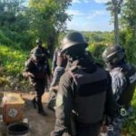 Policía ocupa 73 porciones de presuntas drogas y un cuchillo en San Cristóbal