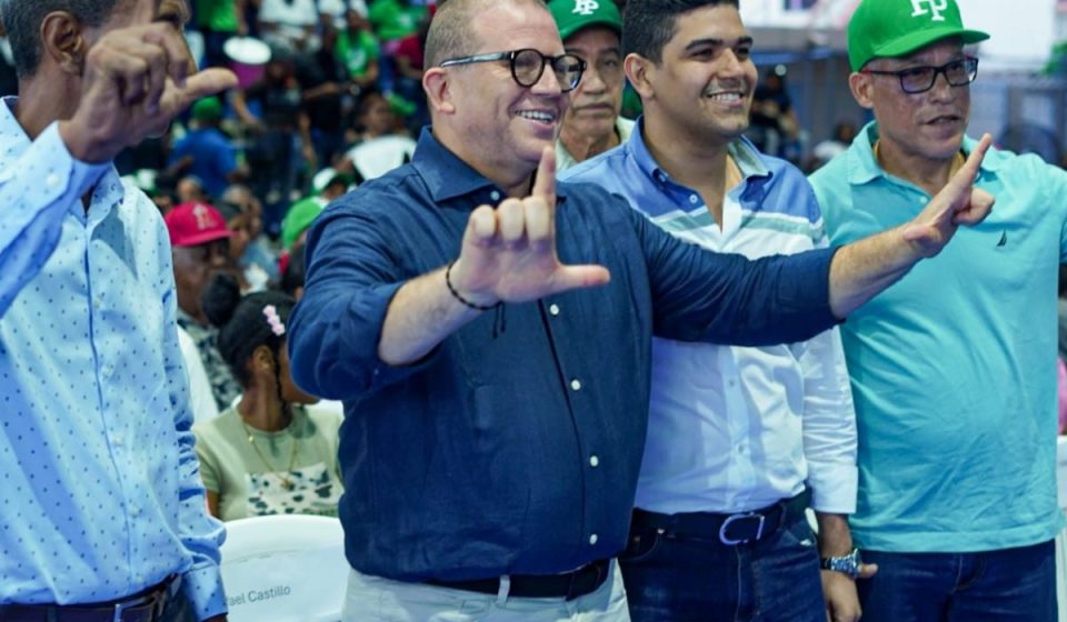 Rafael Castillo se consolida como el favorito de la Fuerza del Pueblo para la Alcaldía de SDE