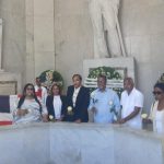 Sodomedi conmemora octavo aniversario con ofrenda floral en el Altar de la Patria