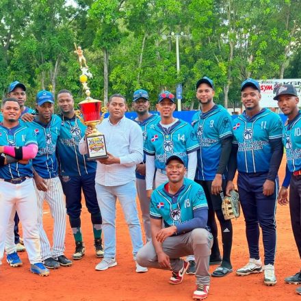 Team Lifestyle de Puerto Plata conquista invicto el Clásico de Sóftbol José Cordero en La Vega