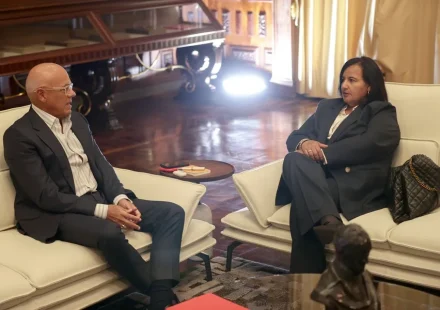 Opositores venezolanos preparan agenda de garantías políticas en diálogo con el chavismo
