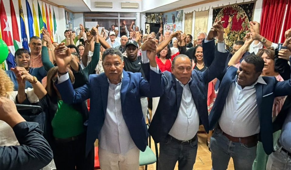 Dirigentes del PRM en España se juramentan en la Fuerza del Pueblo
