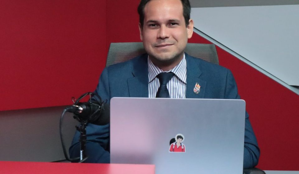 Economista Felipe Cuello plantea aumentar productividad e ingresos para reducir subsidios sin comprometer el hambre cero