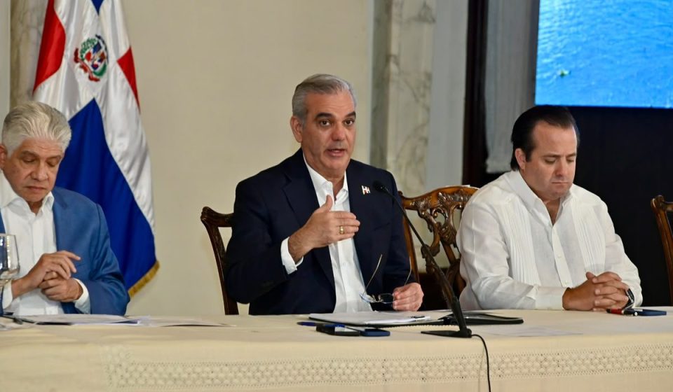 Abinader presenta avances de obras ejecutadas con fondos de la renegociación de Aerodom