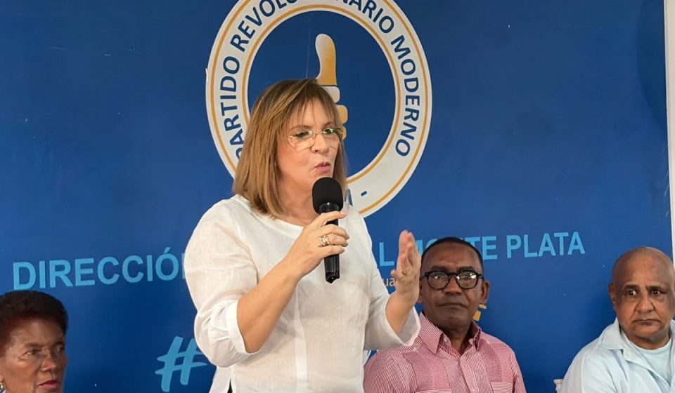 Yadira Henríquez llama a la unidad del PRM y afirma que el partido ganará elecciones de 2028
