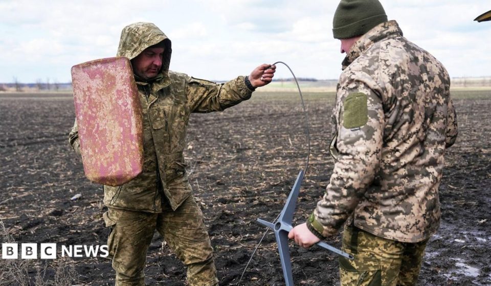 Starlink restrictions affecting Ukraine's front line operations, Kyiv says