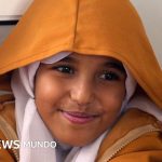 Los niños que desafían a francotiradores y morteros para ir a la escuela cerca del frente de guerra en Yemen