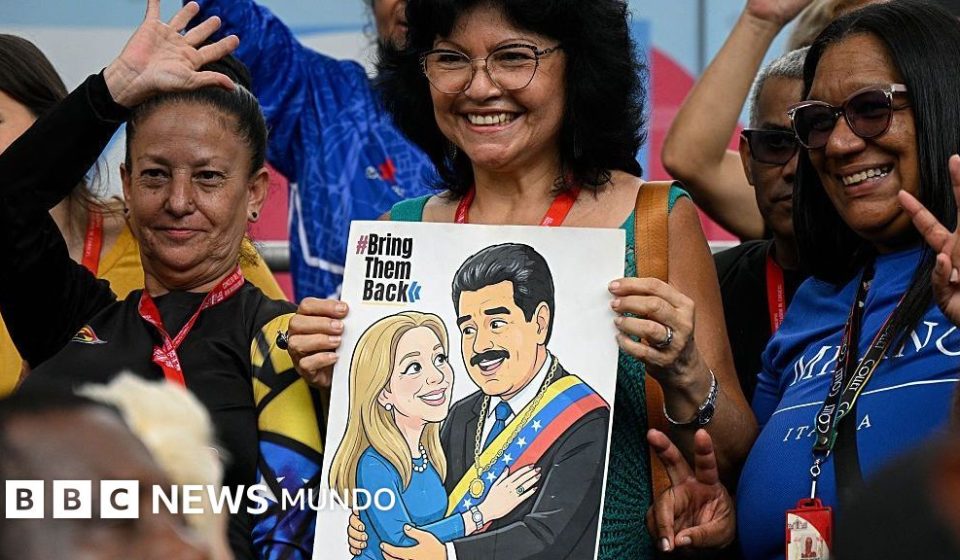 "No hay intención de mantener viva su memoria": cómo se va difuminando la figura de Maduro en la nueva Venezuela de Delcy Rodríguez