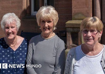 Las lavanderas de Lockerbie, las mujeres que limpiaron las prendas de las víctimas del atentado contra un avión en el que murieron 270 personas