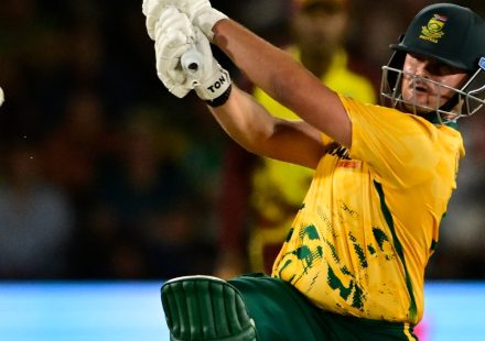 South Africa’s Pretorius smashes Gayle’s T20 cricket record score