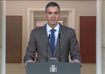 Spain calls snap election amid housing crisis