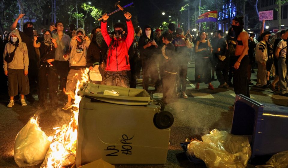 Violent clashes erupt after mass housing protest in Barcelona