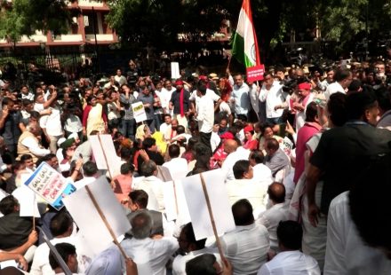 Indian opposition leaders detained during voter lists protest