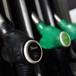 La OPEP+ decide mantener congelada su oferta de petróleo en noviembre