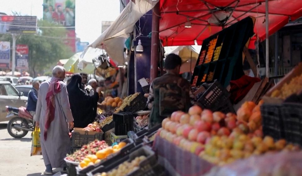 Yemen’s Taiz residents fear food and fuel crisis amid fighting